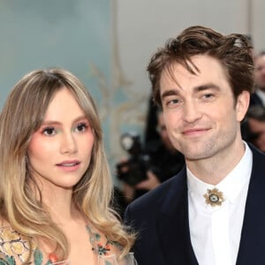 Robert Pattinson e Suki Waterhouse curtiram o Met Gala 2023 juntos