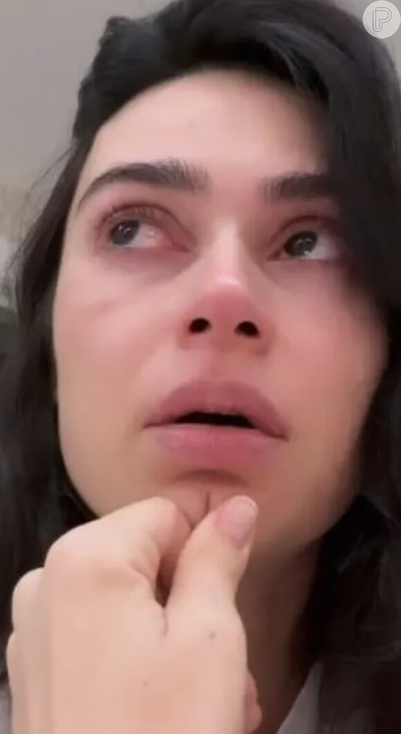 Mãe de recém-nascida, Thaila Ayala postou vídeo chorando