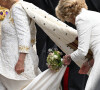 Camilla Parker Bowles quase sujou vestido para a coroação de Rei Charles III