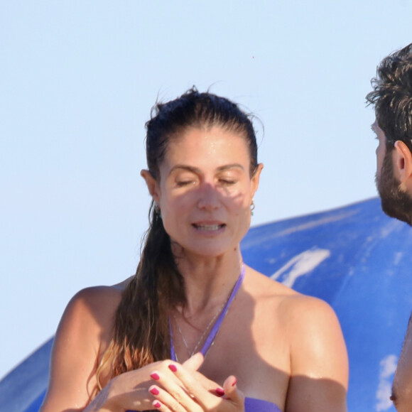 Duda Nagle passou boa parte do tempo conversando a sós com Nanda Müller