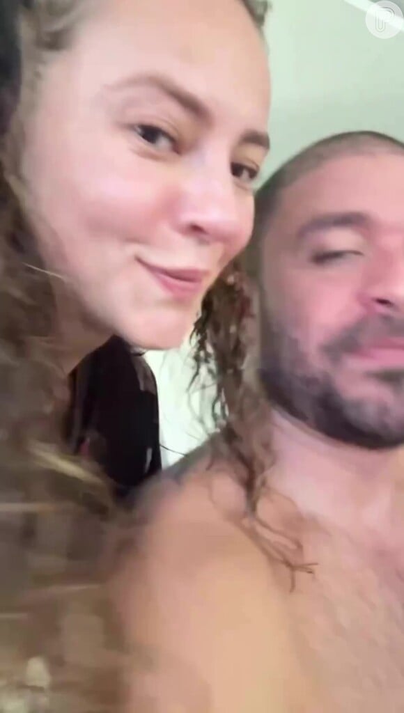 Paolla Oliveira deu aquele chamego em Diogo Nogueira em vídeo publicado no Instagram