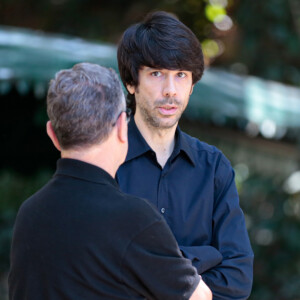 Missa de 7º dia de Rita Lee reuniu os filhos, como João Lee, e famosos como Pitty e Marisa Orth