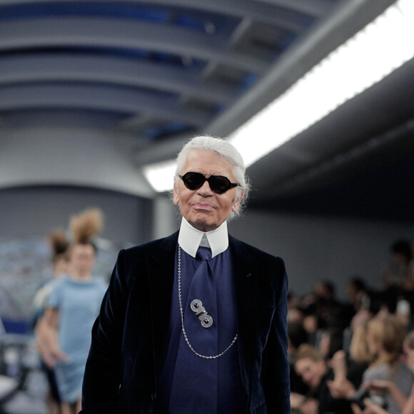 Herança de Karl Lagerfeld está congelada em Paris, devido a dívidas fiscais substanciais
