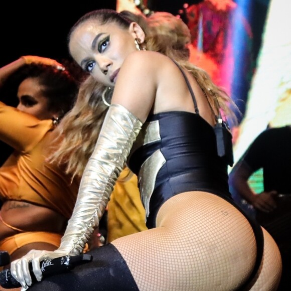 Anitta é desinibida em relação à sua vida sexual