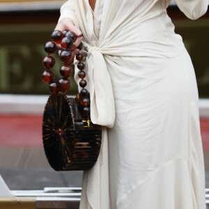 Bruna Marquezine se tornou um fashion icon disputado por muitas marcas de renome internacional