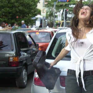 Morte de Fernanda na novela 'Mulheres Apaixonadas' foi gravada em dois dias após um flash atrapalhar a cena