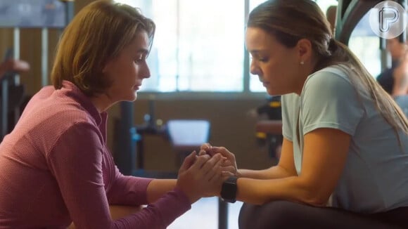 Capítulo de segunda-feira 5 de junho de 2023 da novela 'Vai na Fé', Clara (Regiane Alves) se encontra com Helena (Priscila Steinman)