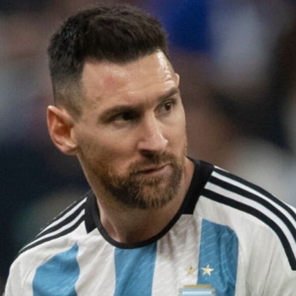 A escolha de perfume de Messi transmite uma personalidade moderna e antenada com as tendências
