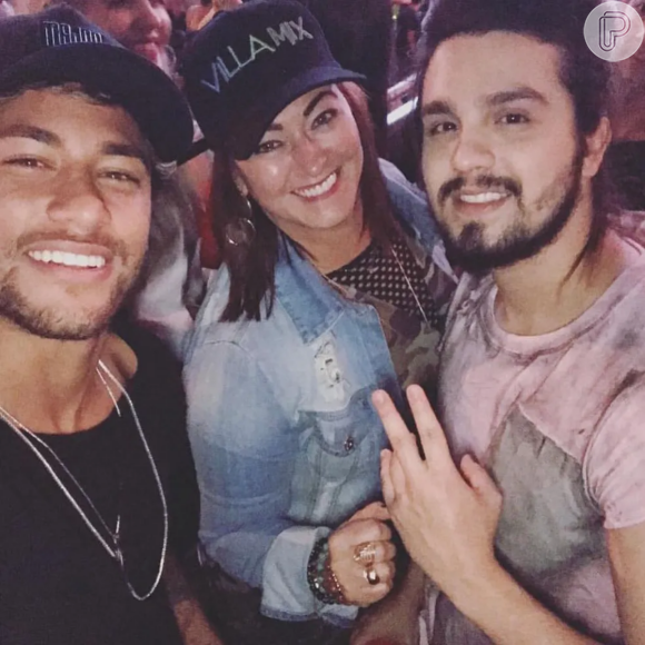 Neymar deu unfollow em Luan Santana após cantor admitir affair com Bruna Marquezine