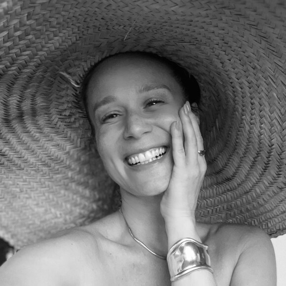 Mariana Ximenes após rumores de namoro com outra mulher: 'Ainda temos muito a normalizar nas relações'
