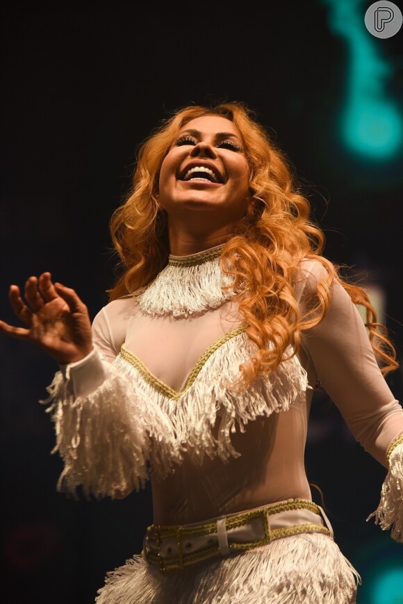 Joelma assustou seus fãs neste final de semana após cancelar shows às pressas