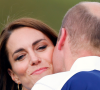 Kate Middleton e Príncipe William em crise? Especialista em linguagem corporal aponta desconforto em beijo do casal. Entenda!