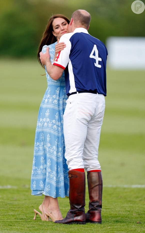 Beijo de Kate Middleton e Príncipe William: houve desconforto? Muitos entusiastas da Família Real apostaram na possibilidade
