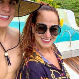 Tiago Ramos e Nadine namoraram por alguns meses, em 2020