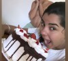 Grávida de João Gomes, Ary Mirelle ganhou um bolo de presente da sogra, Katia Jordania