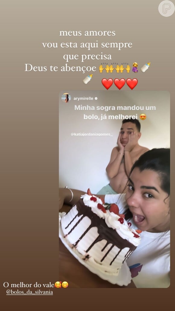 Grávida de João Gomes, Ary Mirelle ganhou um bolo de presente da sogra, Katia Jordania