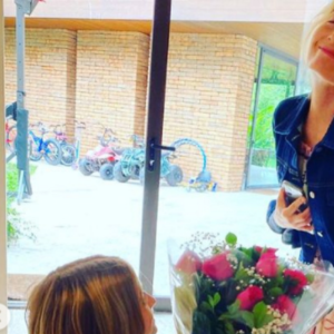 Angelica e Eva: com looks iguais, a pequena ainda homenageou a mamãe