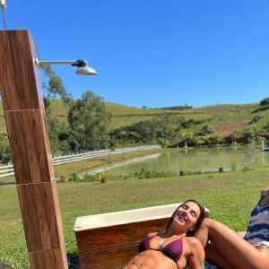 Luiza Caldi compartilha momentos de sua vida com a família para seus seguidores.