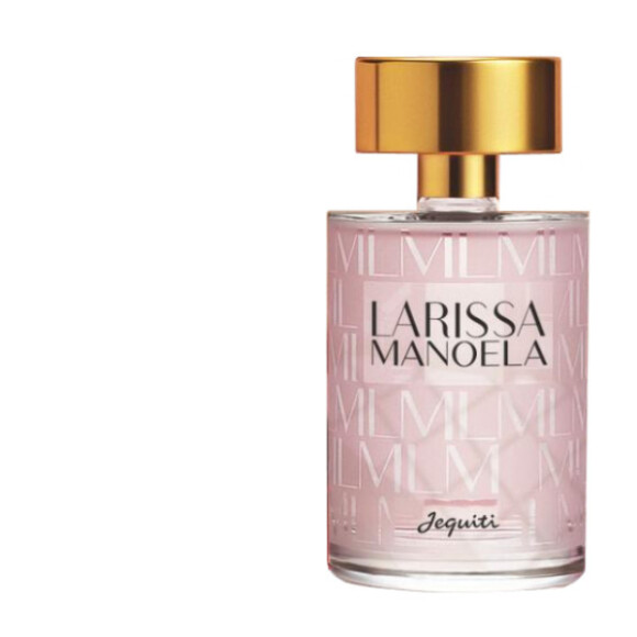 Mais recente perfume da Larissa Manoela para a Jequiti é um Âmbar Floral com notas de topo de Frutas Vermelhas, Toranja e Bergamota