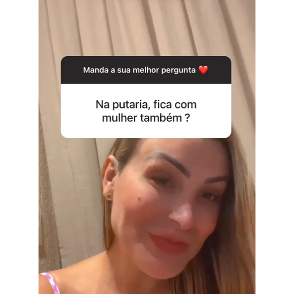 Andressa Urach anda mantendo uma relação próxima com seus seguidores após voltar a fazer conteúdo adulto.