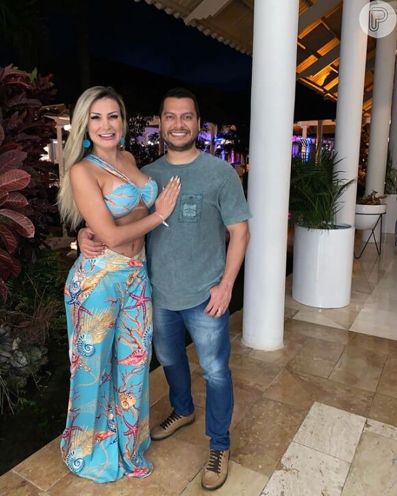 Andressa Urach manteve um relacionamento com Thiago Lopes que virou pai de seu segundo filho que é o Leon de 1 ano.