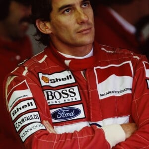Ayrton Senna é o pivô das rusgas entre Adriane Galisteu e Xuxa