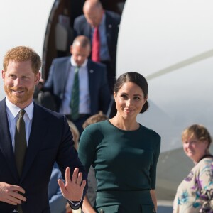 Príncipe Harry e Megan Markle pediram o afastamento dos compromissos reais em 2020, em seguida, o casal se mudou para os Estados Unidos