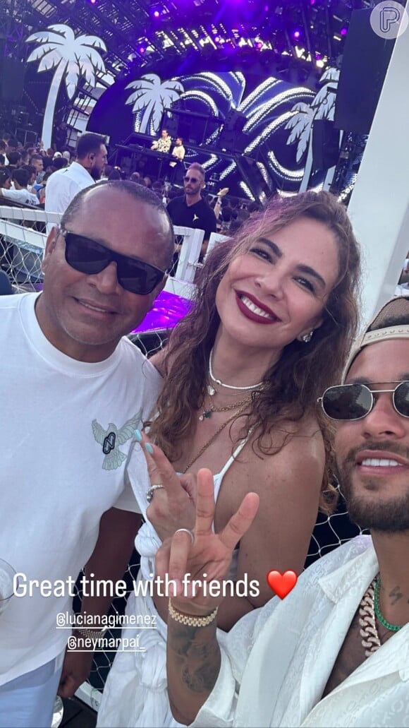 Em uma festa, Neymar e e o pai encontraram Luciana Gimenez