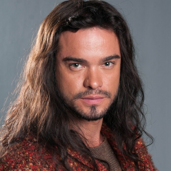 Sidney Sampaio sofreu apenas algumas fraturas com a queda