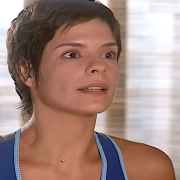 Helena Ranaldi como intéprete de Raquel revelou que tinha crises de choro nos bastidores da novela 'Mulheres Apaixonadas' por conta de cenas intensas