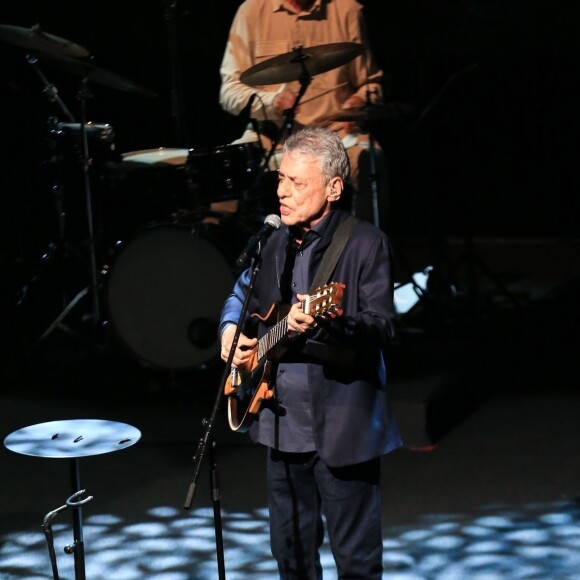 Chico Buarque atualmente tem 79 anos