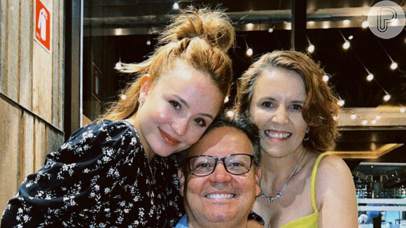 Pais de Larissa Manoela rebateram filha e negaram que atriz não tivesse acesso ao próprio dinheiro