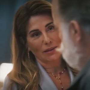 Novela 'Terra e Paixão': Irene (Gloria Pires) trai Antônio (Tony Ramos) com Vinícius (Paulo Rocha)