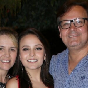 Mãe de Larissa Manoela fala em reconciliação com a filha