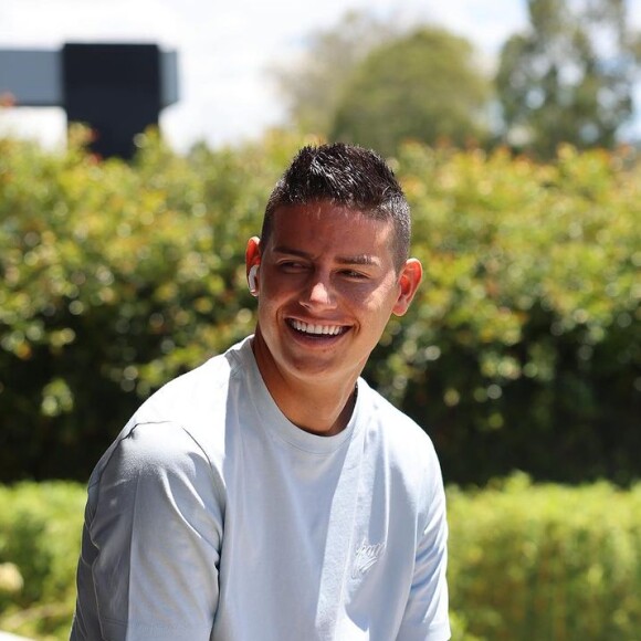 Anitta e James Rodríguez já viveram um affair no passado