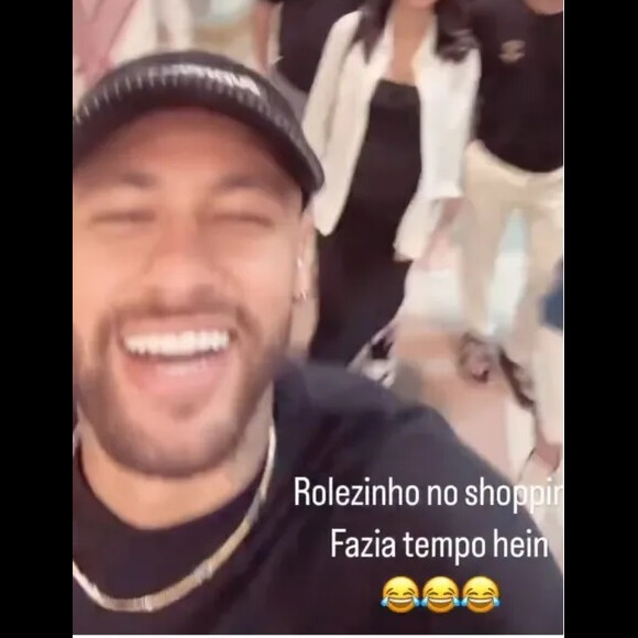 Neymar e Bruna Biancardi foram ao shopping na Arábia Saudita