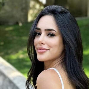 Bruna Biancardi tem mostrado sua adaptação à Arábia Saudita nas redes sociais