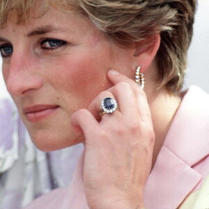 Princesa Diana no Brasil: anel de noivado chamou atenção durante visita ao país