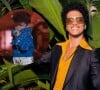 Bruno Mars encanta com seus registros de criança