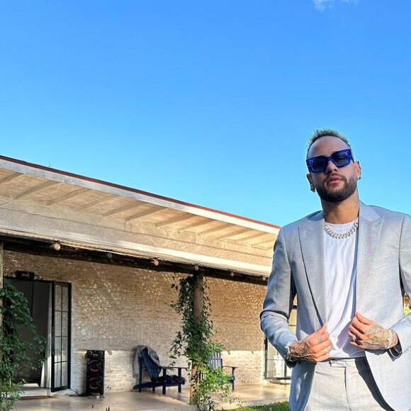 Neymar abriu um processo contra Sophia Barclay