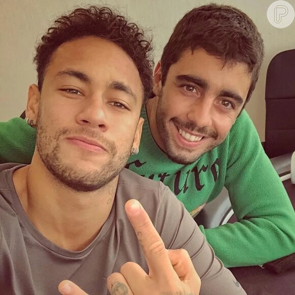Noite com Neymar e Pedro Scooby teria acontecido em 2021