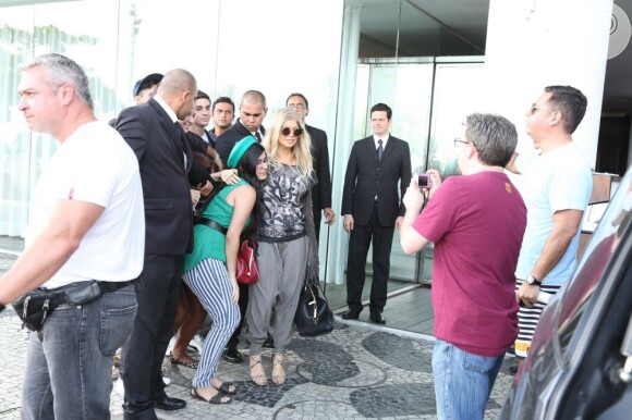 Fergie vai participar de eventos da marca Hugo Boss no Rio de Janeiro