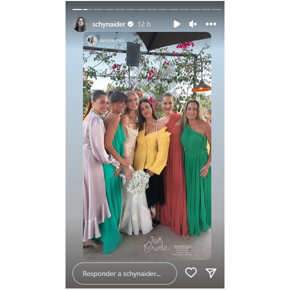 Algumas das madrinhas reunidas para o casamento de Ronaldo fenômeno e Celina Locks