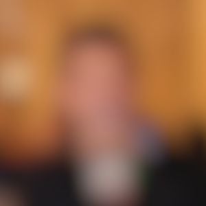 Calebe da novela 'A Terra Prometida', Milhem Cortaz abriu padaria na garagem de sua casa: 'Vendo 400 pães por semana'