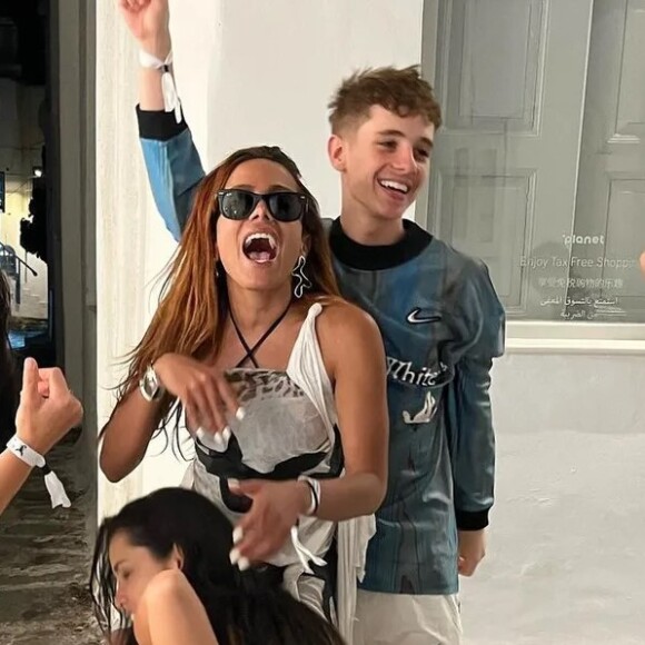 Juliano Floss revela que tudo é dividido igualmente durante as viagens com Anitta