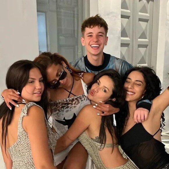 Juliano Floss revela que viagens com Anitta costumam ser bem gastronômicas