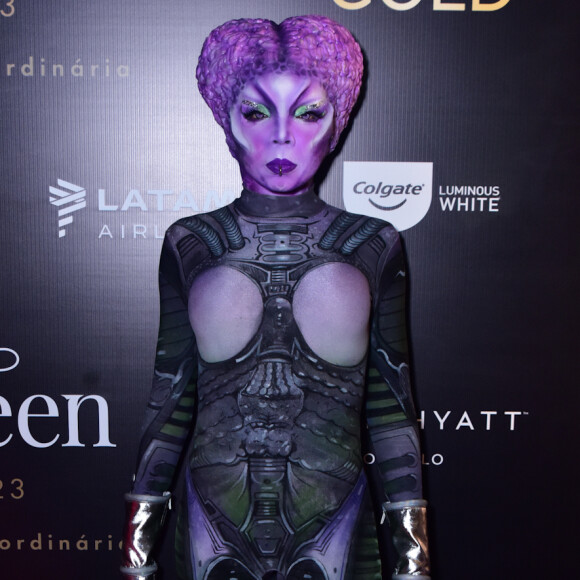 Reconhece? Thelma do BBB 20 foi para a festa de Halloween da Sephora vestida de ET e pode ser sua inspiração para fantasias mais elaboradas