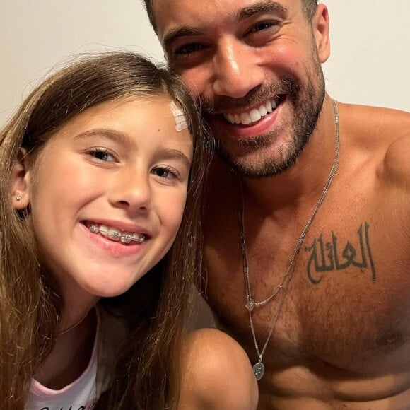 Affair de Lexa é pai de uma menina de 8 anos