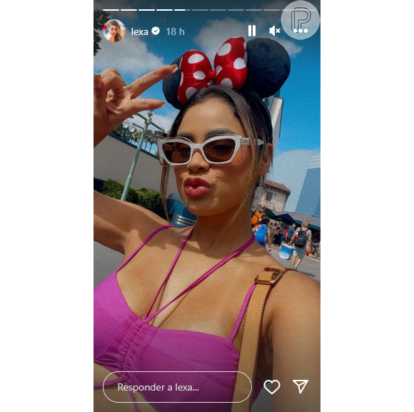 Enquanto MC Guimê reascende polêmica com seu nome, Lexa estava curtindo uma viagem pela Disney, nos Estados Unidos