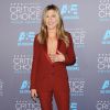Jennifer Aniston veste Gucci no Critics' Choice Awards 2015